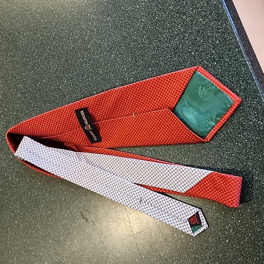 Tie